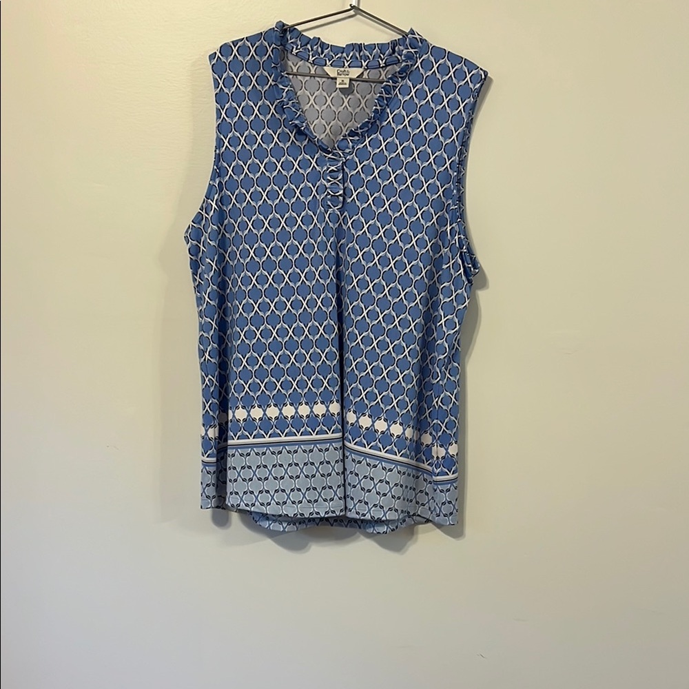 Blue‎ Geometric Sleeveless Top